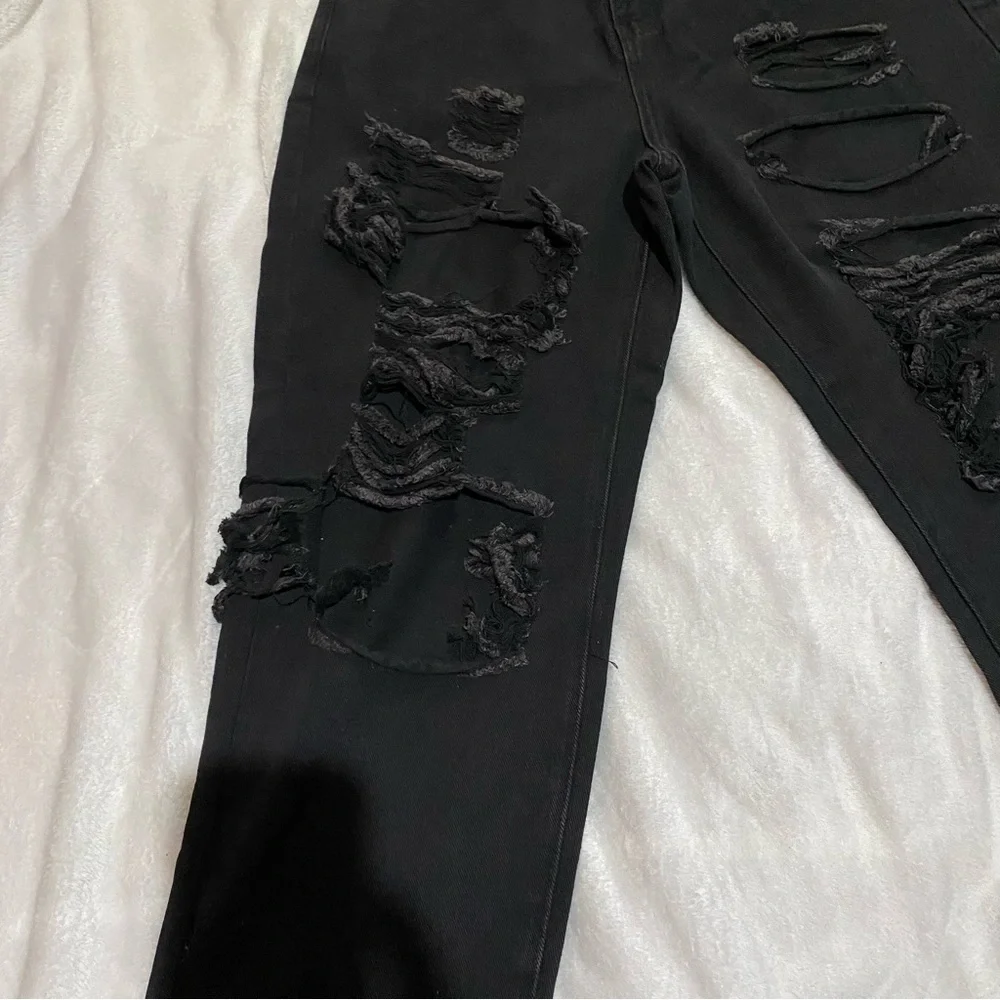 SOLD ❌ Shein Jeans - Picture 4 of 6